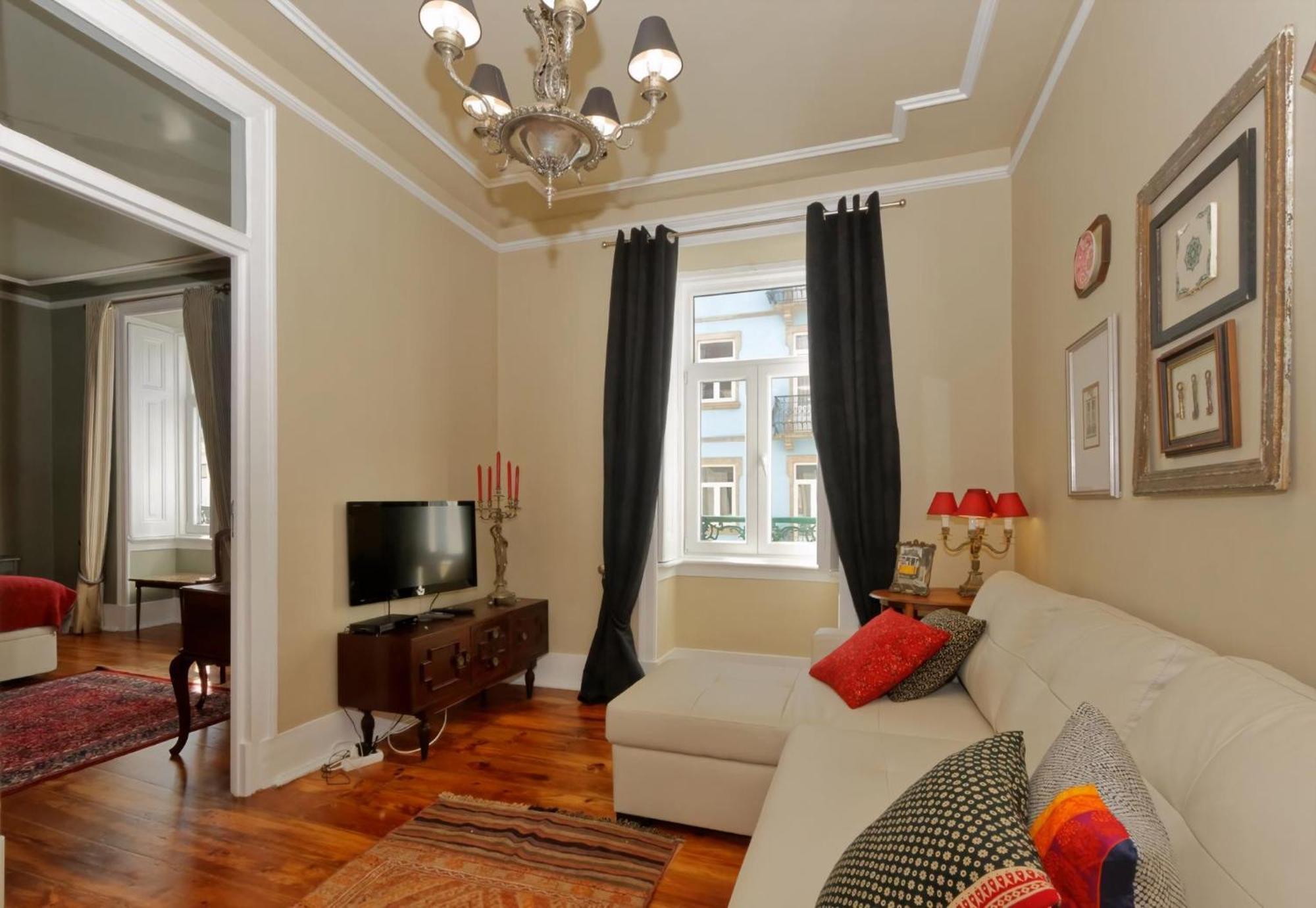 Eine Mischung Aus Altem Wort Und Modernem Charme In Apartamento