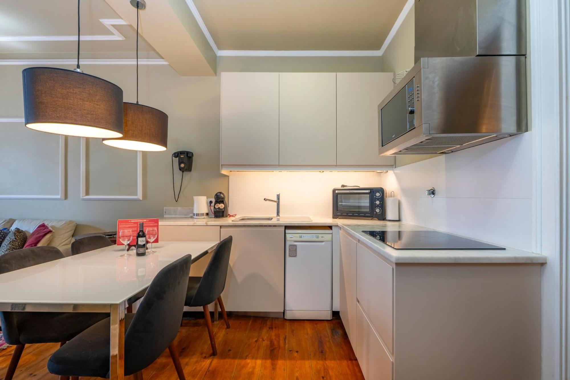 Eine Mischung Aus Altem Wort Und Modernem Charme In Lisbon