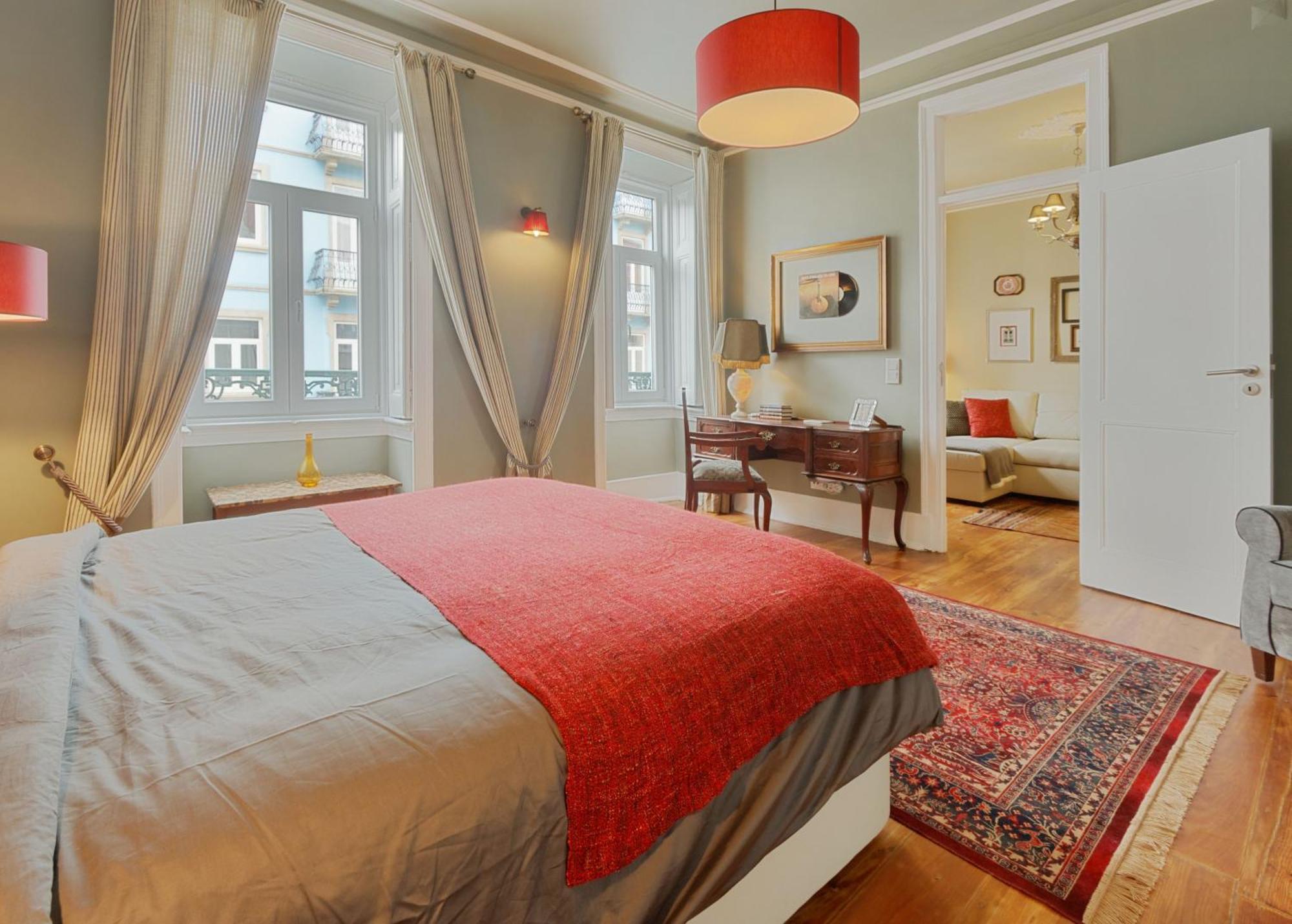 Eine Mischung Aus Altem Wort Und Modernem Charme In Apartment